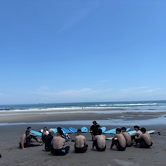 【2025年8月9日(土)　日帰りサーフツアー＆サーフスクール】