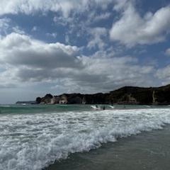 【2025年10月10日(金) 日帰りサーフツアー&サーフスクール】