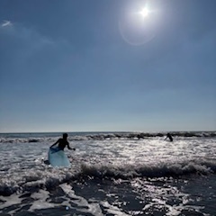 【2025年12月6日(土)　日帰りサーフツアー＆サーフスクール】