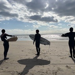 【2026年1月4日(日)　日帰りサーフツアー＆サーフスクール】