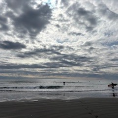 【2026年1月28日(水)　日帰りサーフツアー＆サーフスクール】