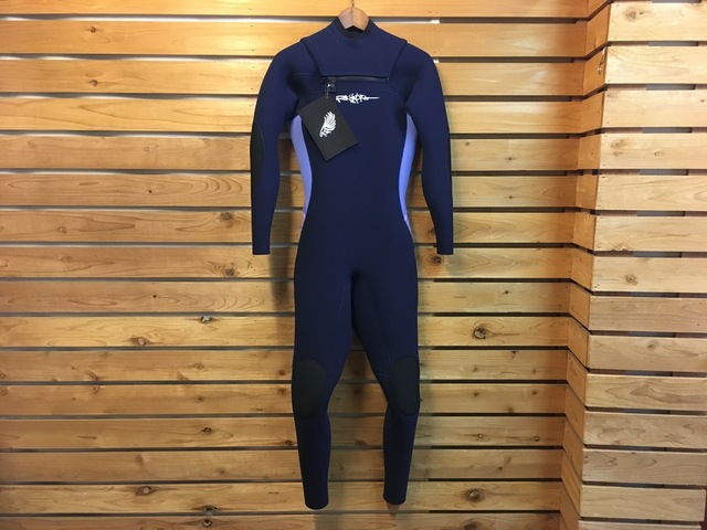 wetsuit-21.JPG