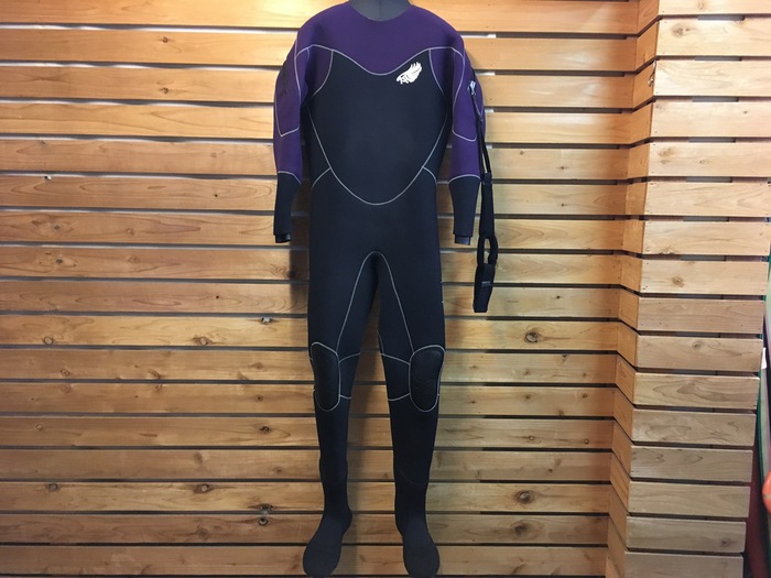 wetsuit-25.JPG